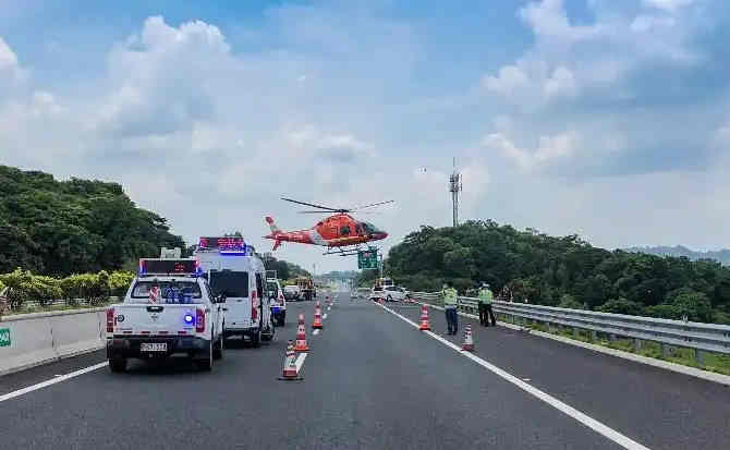 馆陶高速公路汽车救援案例
